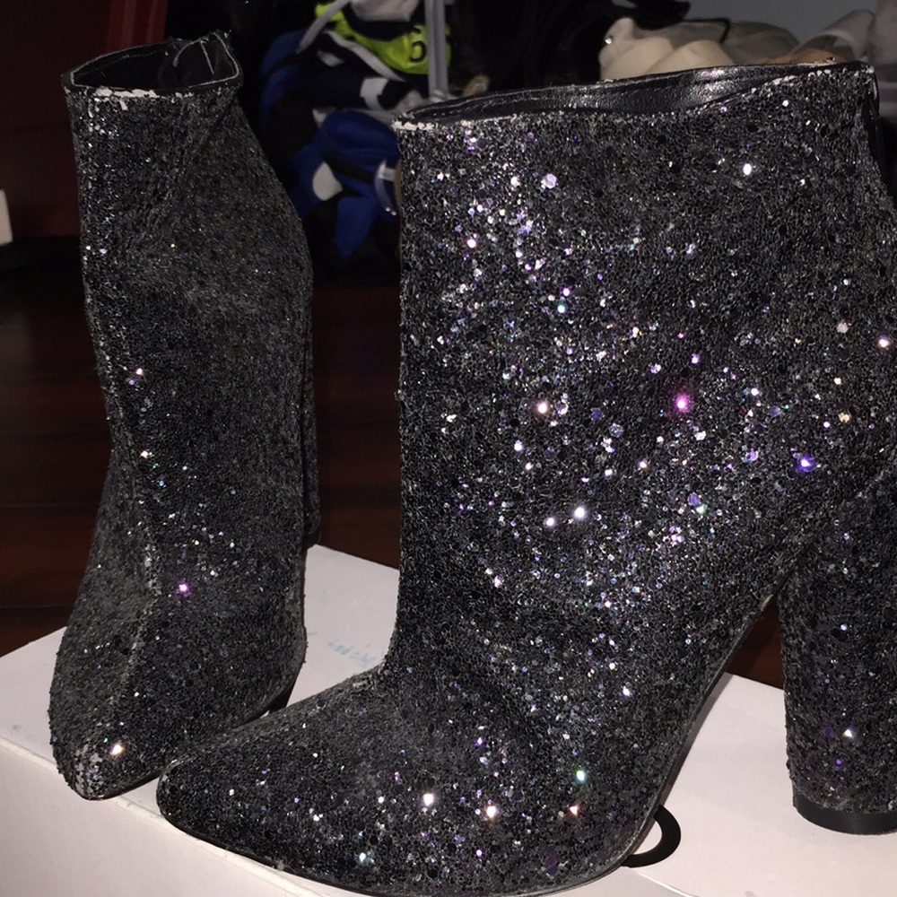 Also sparkler heels